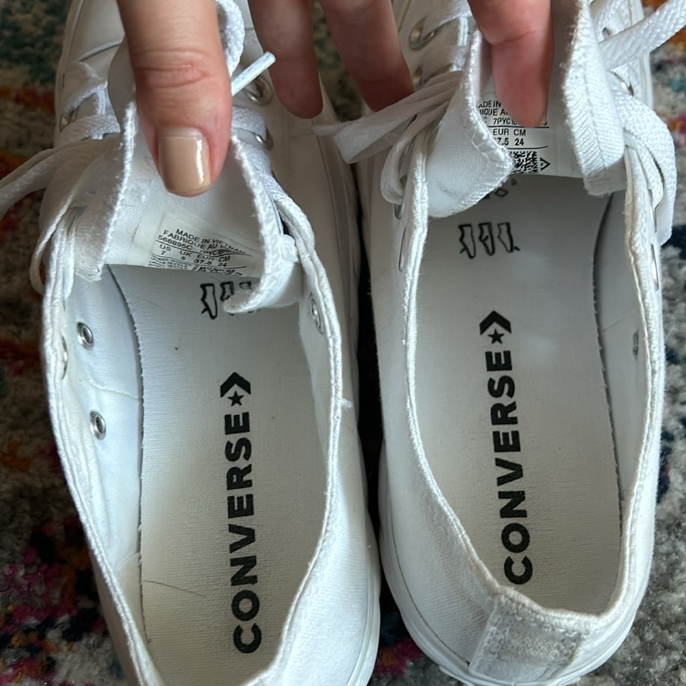 Converse White - Picture 4 of 6